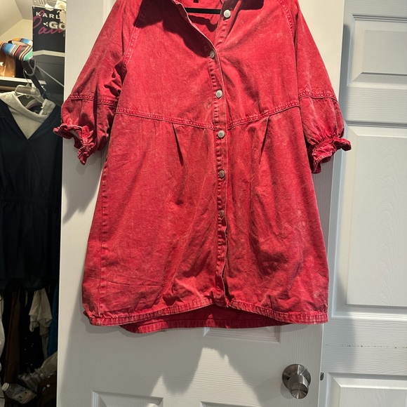 Dresses & Skirts - Redish/Pink Button-Up Shirt Dress